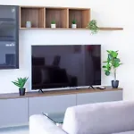 شقة Flat 6 Seaview & View With Terrace, Close To Beaches