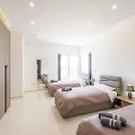 Seaview Flat 6 In Mellieha, Central, Nearby Beaches *