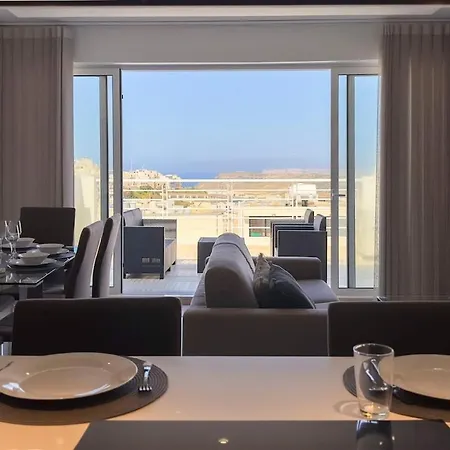 Flat 6 Seaview & View With Terrace, Close To Beaches *